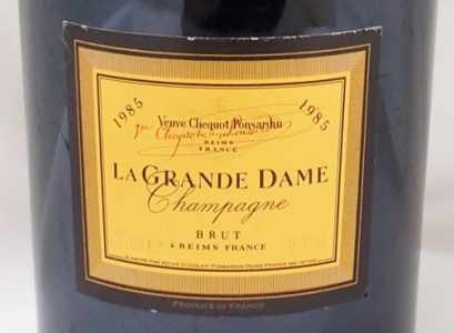 ラ グランダム ヴーヴ・クリコ・ポンサルダン社LA GRANDE DAME VEUVE